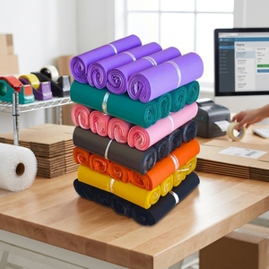 Sacs d'expédition en polyéthylène personnalisés à adhésion forte, anti-effraction, opaques, pour la logistique express en gros - Product Image 1