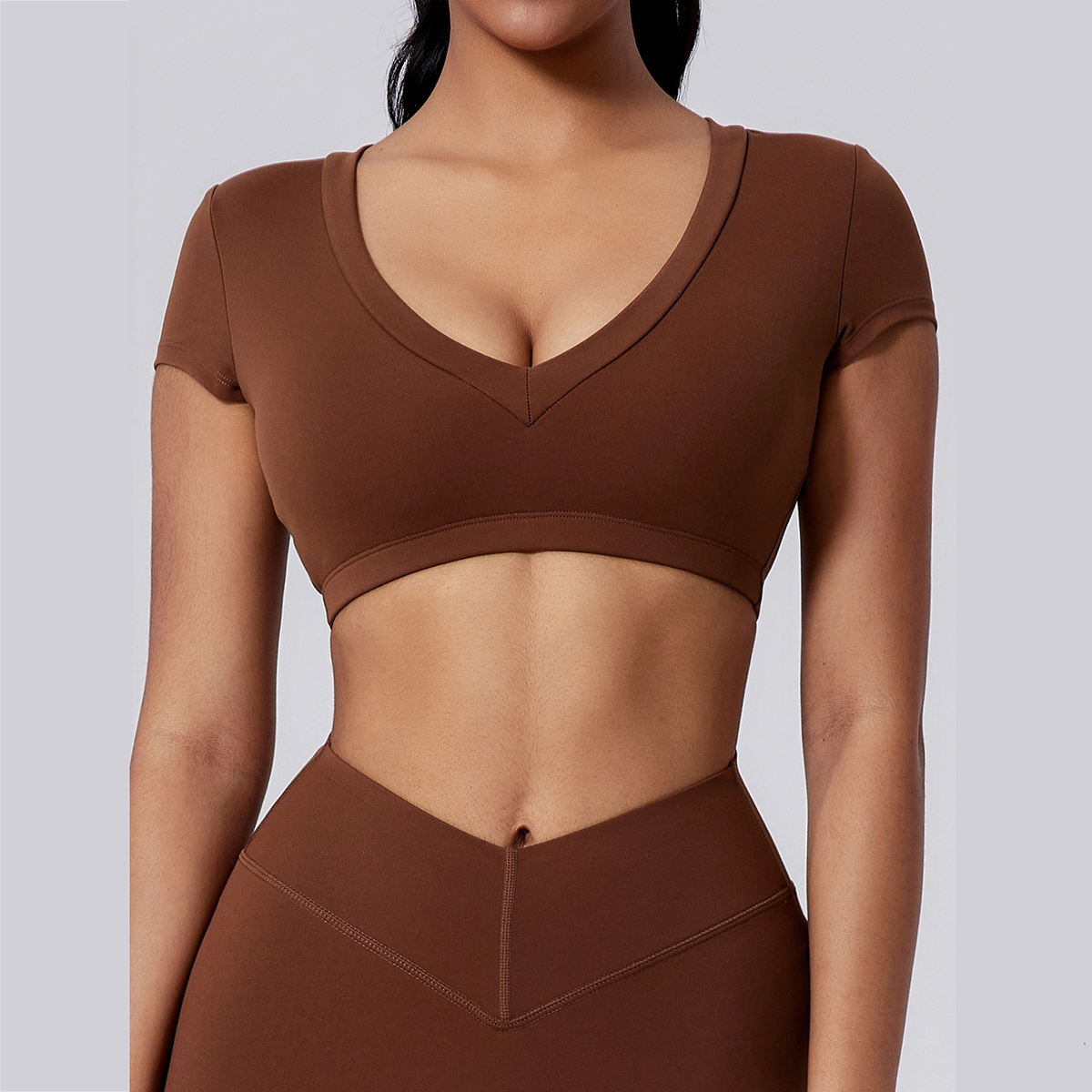 Fashion Custom V Neck Beauty Back Shockproof Short Sleeves T Shirt with Bra Yoga Fitness Outdoor Women Sports Gym T Shirt