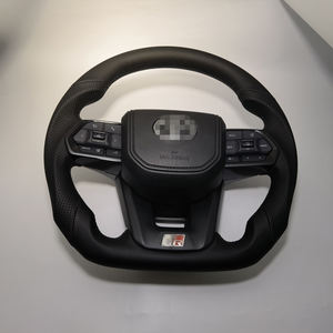 Für <span class=keywords><strong>Toyota</strong></span> LAND CRUISER LC300 Schwarzes Lenkrad mit Tasten 2008-2021 GR-Stil Carbon-Faser-Lenkrad LC79 LC76 LC70 - Product Image 3
