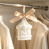 Vente en gros de désodorisant suspendu pour armoire de voiture, céramique parfumée, arôme, plâtre, parfum, fleur en porcelaine, diffuseur d'huiles essentielles