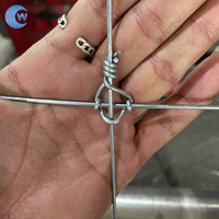Clôture de jardin galvanisée anti-corrosion, grillage durable pour bétail avec ligne de signalisation rouge sur le dessus pour la sécurité des cerfs, des chèvres et des chevaux
