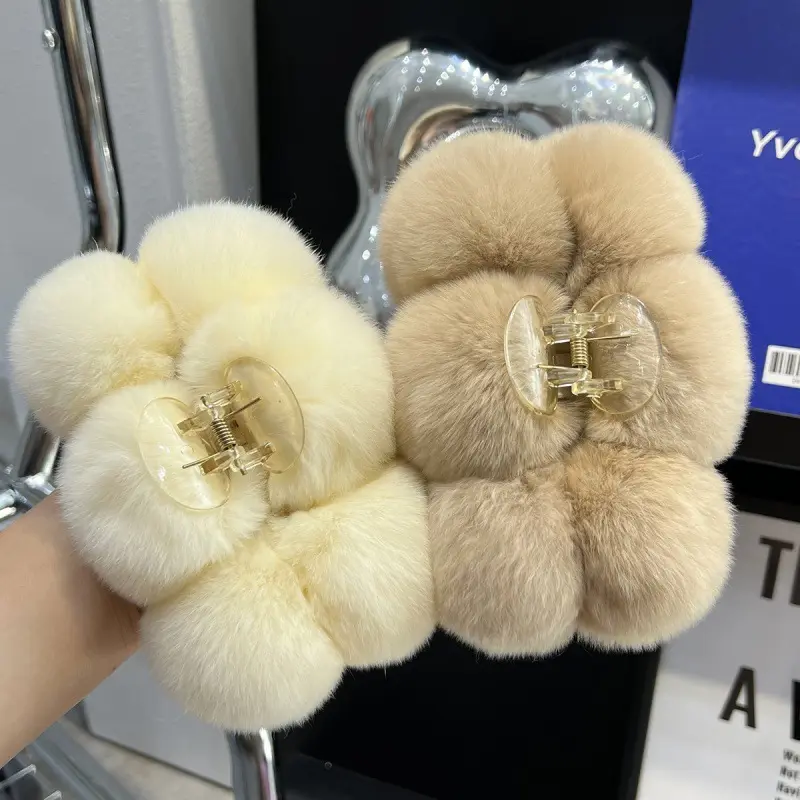 Koreaanse Hoge Kwaliteit Groothandel Grote Pluche Haarklauw Clip Konijn Pluizig Nieuwe Stijl Herfst Winter Haarclips Voor Vrouwen Accessoires