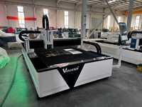 Machine de découpe laser à fibre CNC 1530 pour la fabrication de tôles métalliques
