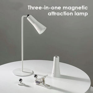 Lámpara de Escritorio con Clip Magnético, Lámpara de Pared con Protección Ocular, Tres en Uno, Lámpara de Mesa para Dormitorio, Luz de Estudio de Tres Colores, Luz Nocturna - Product Image 1
