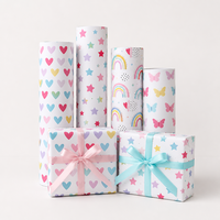 Papier cadeau mignon à motifs arc-en-ciel et cœurs - Imprimé papillons et étoiles aux couleurs pastel, emballage cadeau Kawaii pour anniversaire et fête d'enfants