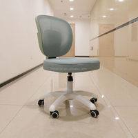 Chaise d'étude ergonomique pour enfants, réglable en hauteur, avec dossier en maille, accoudoirs ajustables, structure en acier, design moderne, mobilier de maison, fonctionnalité de sécurité