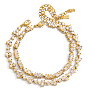 Bracelet en gros <span class=keywords><strong>pas</strong></span> <span class=keywords><strong>cher</strong></span> plaqué or 18 carats en acier inoxydable étanche Bracelet <span class=keywords><strong>tennis</strong></span> orné <span class=keywords><strong>de</strong></span> zircons blancs multiformes - Product Image 4