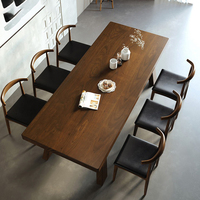 Ensemble table à manger/table basse et 4 chaises, style ferme, plateau rond en bois massif, pieds en métal, design moderne européen, vente en gros 2024