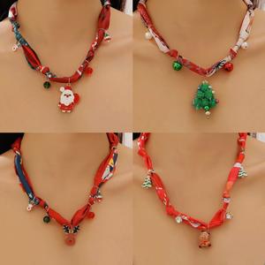 Nouveau collier pendentif sapin de Noël en soie pour femme 2025, accessoire de mode avec renne et Père Noël - Product Image 6