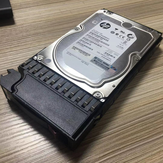 AJ737A 480938-001 MSA P2000 300gB 6G SAS 7.2K HDD SAS 32 MB Cache 3.5 hard drive storage server