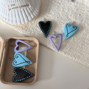 Pince à cheveux en forme de cœur avec strass sur le dos de la tête, épingle à cheveux en acétate, pince latérale pour frange - Product Image 5