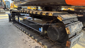 Mini excavatrice de 7 tonnes à faible heure de travail Excavatrice d'occasion Hitachi ZX70 avec pelle CE/EPA en stock - Product Image 6