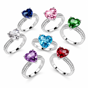 Anello a Forma di Cuore per Donne, Design Romantico, Accessorio da Dito per Uso Quotidiano - Product Image 1
