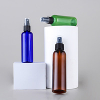 Bouteille en plastique parfumée de poche de pulvérisateur coloré pour les récipients liquides rechargeables vides alcooliques de 30ml 50ml 100ml avec le chapeau en plastique