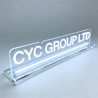 Panneau publicitaire LED en acrylique transparent portable personnalisé, éclairé, pour table ou bureau, avec base