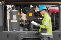 Compresseur d'air mobile Atlas Copco V900 25 bar 360 psi V 900 800cfm 900cfm Atlascopco V 900 25 Bar 264 Kw 800 900 CFM 365 360 Psi