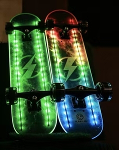 สเก็ตบอร์ดไฟฟ้าพร้อมไฟ LED ธีมอวกาศ แผ่นไม้เมเปิ้ล ลูกปืน ABEC-7 สำหรับกิจกรรมกลางแจ้ง ใช้ได้กับผู้ใหญ่ - Product Image 5