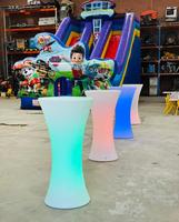 Vente en gros Tables à barre haute à LED Mobilier de fête lumineux à LED Meubles de fête Location de tables haut cocktail avec lumière
