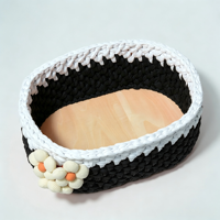 Panier de rangement en corde tressée à la main avec fleur décorative, noir et blanc, panier de rangement bicolore pour la salle de bain, pour serviettes et articles de toilette