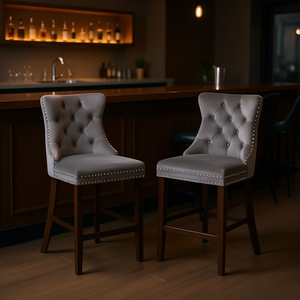 Ensemble de 2 tabourets de bar gris, capitonnés en velours, pieds en bois, garniture cloutée, style contemporain, mobilier de bar pour la maison - Product Image 2