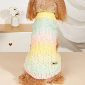 2025 Fabrikverkauf Luxuriöser Gestreifter Regenbogen Handgestrickter Hundemantel für den Täglichen Gebrauch - Product Image 2