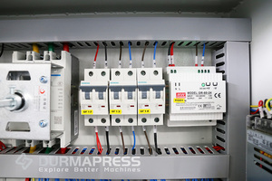 Máquina Laminadora de Placas W12 4r Rentable, Estructura Sólida, Fácil Mantenimiento, Máquina Industrial para Formar Láminas - Product Image 4