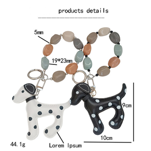 Llavero de piel sintética de <span class=keywords><strong>dalmata</strong></span> 3D acolchado al por mayor con correa de muñeca de cuentas coloridas, adorno para coche y bolso - Product Image 6