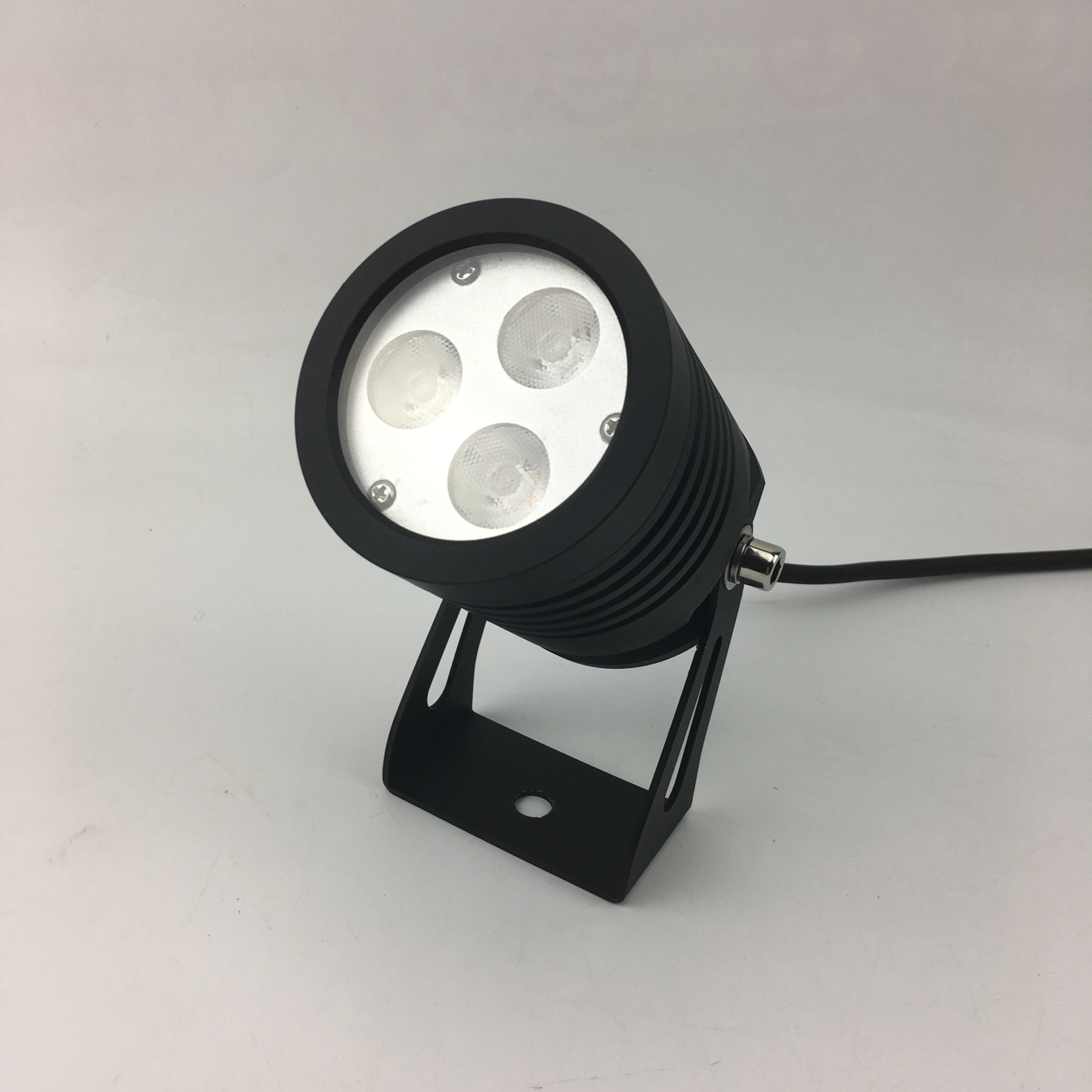 Outdoor LED Garden Spike Light with Warm White IP65 Waterproof Aluminum Construction