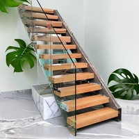 Garde-corps en verre pour escaliers à bas prix Escalier flottant pour villa de luxe d'intérieur avec garde-corps en verre sans cadre avec lumière LED