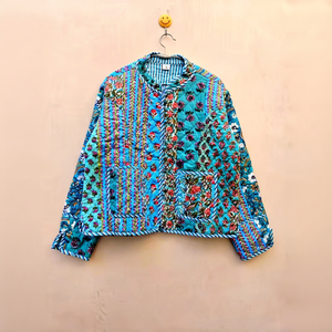 Veste matelassée en coton pour femme avec imprimé floral fait main, col en V et décoration rayée, style bohème tendance pour les soirées d'hiver - Product Image 1
