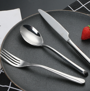 Venta al por mayor restaurante plata <span class=keywords><strong>Cuberteria</strong></span> diseño novedoso cena cucharas tenedores y cuchillos cubiertos de acero inoxidable - Product Image 5