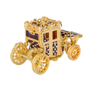 Ornement de bureau classique français en alliage de zinc émaillé, représentant une calèche royale - Product Image 4