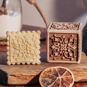 Tampon à biscuits en bois vintage 6 en 1, tampon à biscuits en bois pour la pâtisserie artistique, tampon à pâtisserie en bois gaufré avec <span class=keywords><strong>emporte</strong></span>-pièce - Product Image 5