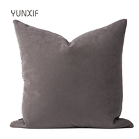 Cojín de sofá con patrón geométrico blanco y negro de lujo ligero, almohada de casa de alta calidad para sala de estar y cama, modelo Curry