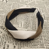 Bandeau de cerceau de cheveux rétro tricolore accessoires de cheveux en tissu tressé doux avec bandeau à la mode de conception croisée