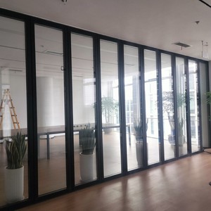 Cloison <span class=keywords><strong>de</strong></span> bureau moderne en verre trempé simple vitrage avec cadre en aluminium, insonorisante, ignifuge, mobile et autoportante - Product Image 2