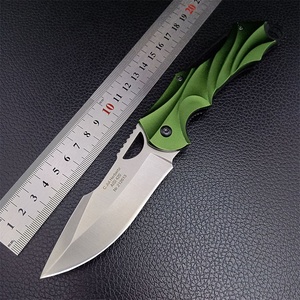 <span class=keywords><strong>MT</strong></span> 566 Couteau de poche tactique à manche en alliage d'aluminium Camping EDC Couteaux pliants de chasse de survie OEM Acier de combat personnalisable