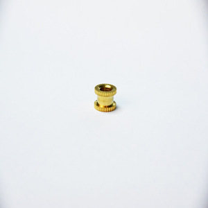 Insert fileté moleté en laiton métrique M4, épaisseur 5 mm, entièrement fileté, écrou en cuivre pour applications métalliques - Product Image 1