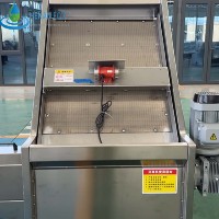 Séparateur solide-liquide à écran incliné en acier inoxydable pour la déshydratation du fumier de porcs et de vaches, presse à vis extrudeuse