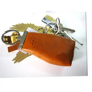 防水便携时尚汽车钥匙链皮革和皮革钥匙链定制标志和定制钥匙链