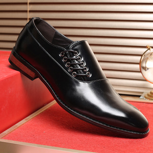 Chaussures hommes en cuir scarpe da sposa da <span class=keywords><strong>uomo</strong></span> moda britannica Business <span class=keywords><strong>stringate</strong></span> Casual <span class=keywords><strong>eleganti</strong></span> per feste scarpe in pelle sintetica - Product Image 5