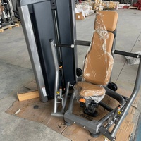 Appareil de musculation pectorale robuste à cadre en acier pour usage en club – Presse à pectoraux assise à charge guidée pour salle de sport