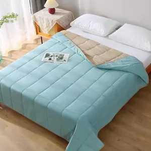 Trapunta da letto blu leggera all'ingrosso trapuntata completa confortevole trapuntata in cotone sottile per l'estate