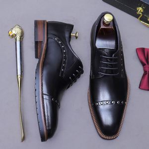 รองเท้าผู้ชายทำมือแบบ Brogue รองเท้าอ็อกซ์ฟอร์ดแบบผูกเชือก ตกแต่งด้วยผ้าแบบ Patchwork กันลื่น สวมใส่สบาย ทนทาน เหมาะสำหรับธุรกิจและงานทางการ ปลายรองเท้าทรงแหลม - Product Image 3