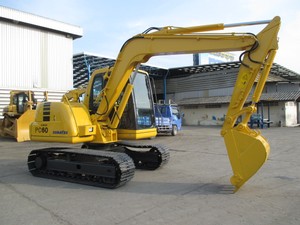 Excavadora usada KOMATSU PC60 PC58 PC70 PC78 original de alta calidad, horas de trabajo bajas, peso operativo de 5 toneladas, lista para enviar - Product Image 2