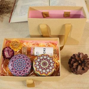 Bougie parfumée artisanale de luxe en cire de soja, parfum floral moderne, aromathérapie, pot avec couvercle - Product Image 4