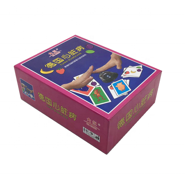 Бумажная настольная игра для четверти или больше игроков с напечатанными на заказ игральными картами