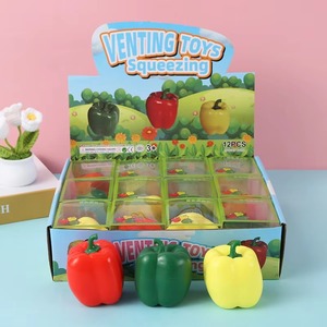 Jouet anti-stress FuYi en caoutchouc, simulation de légumes verts, piment et poivron rouge, créatif, objet décoratif - Product Image 1