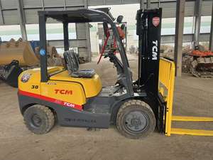 Chariot élévateur à fourche d'<span class=keywords><strong>occasion</strong></span> Komatsu TCM 3 tonnes, moteur diesel, pour entrepôt industriel - Product Image 3