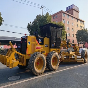 Niveleuse à moteur Caterpillar 140G d'occasion de 14 tonnes avec boîte de vitesses et pompe, modèle 2023, pour travaux de construction, d'exploitation minière et de terrassement - Product Image 4